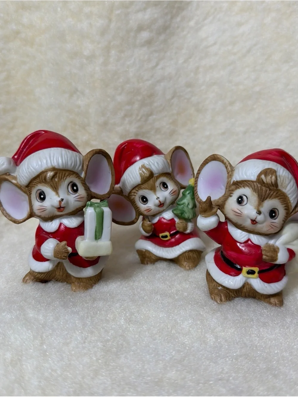 Homco Vintage Holiday Mouse Figurine Set - Red & White Small Ceramic Decor